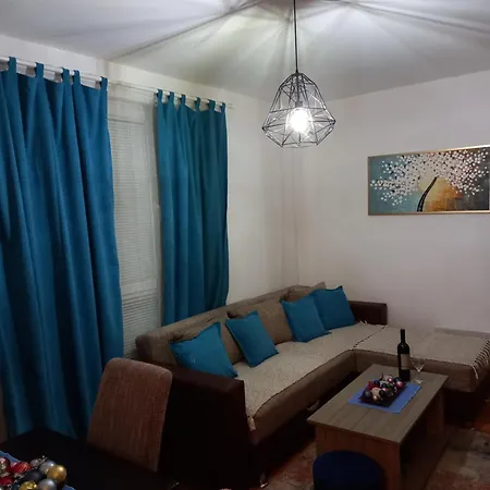 Apartman Dream,kraljevi Cardaci, Sa Garaznim Mestom